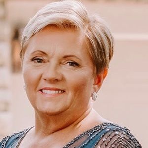 Meet your Posher, Sherry